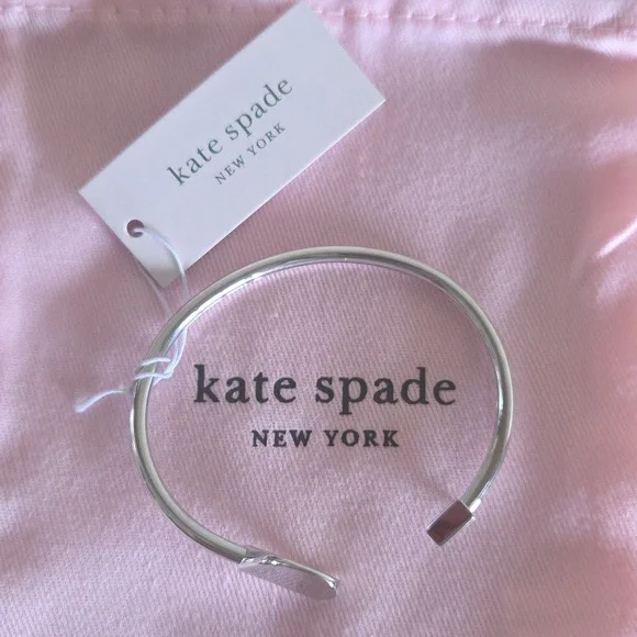 Kate Spade Heritage Spade Silver Bangle Bracelet NWT - Picture 3 of 6